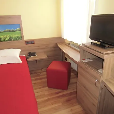 Hotel-gasthof Zum Freigericht מלון
