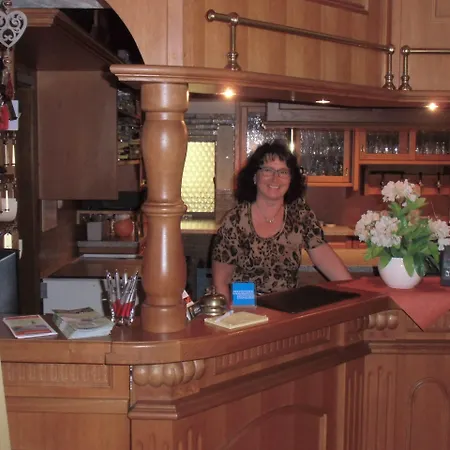 Hotel-gasthof Zum Freigericht מלון 3*