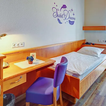 Hotell Hotel-gasthof Zum Freigericht